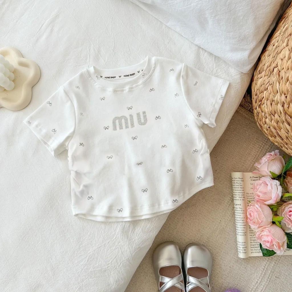 Girls' Short Sleeved Summer T-shirt Children's Clothing with Diamond Inlay Cute Casual T-shirt Fashionable Floral Pattern