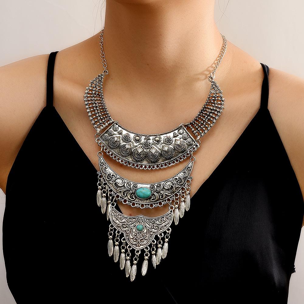 Bohemian Layered Zinc Alloy Leaf Pendant Necklace With Tassels For Vintage Style Jewelry