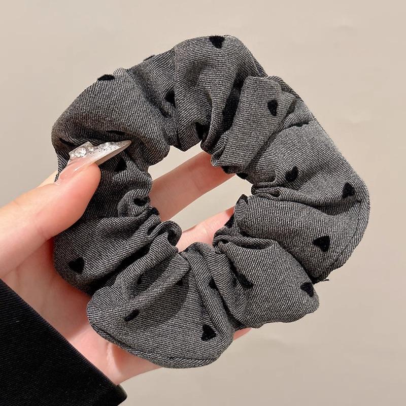 Резинка-бантик для волос All-Match серого цвета в горошек