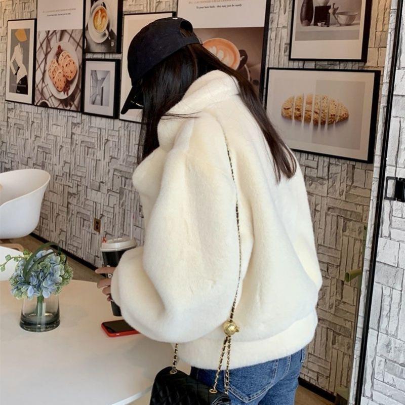 Женская кожаная легкая роскошная новая верхняя одежда, персонализированная куртка с высокой талией, легкий мотоциклетный стиль, топ, зимняя одежда