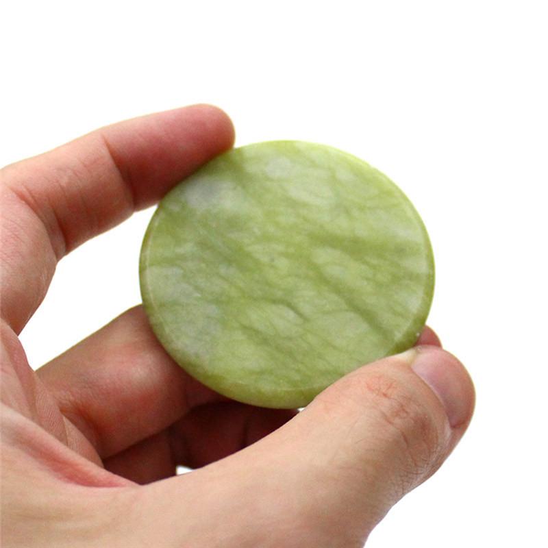 Нефритовый камень для глаз