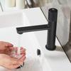 Bathroom Faucet Black Single Handle Hot Cold Switch Water Mixer Taps Wash Basin Bathroom Deck Mounted Basin Faucet 855004