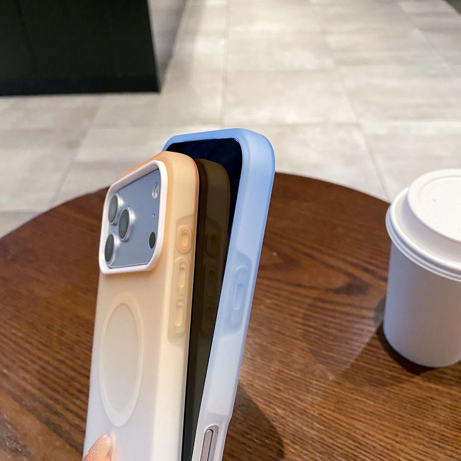 Противоударный чехол 2 в 1 с магнитной беспроводной зарядкой для iPhone 17 16 15 14 13 12, не желтеющий чехол-накладка цвета макарон с градиентом для MagSafe