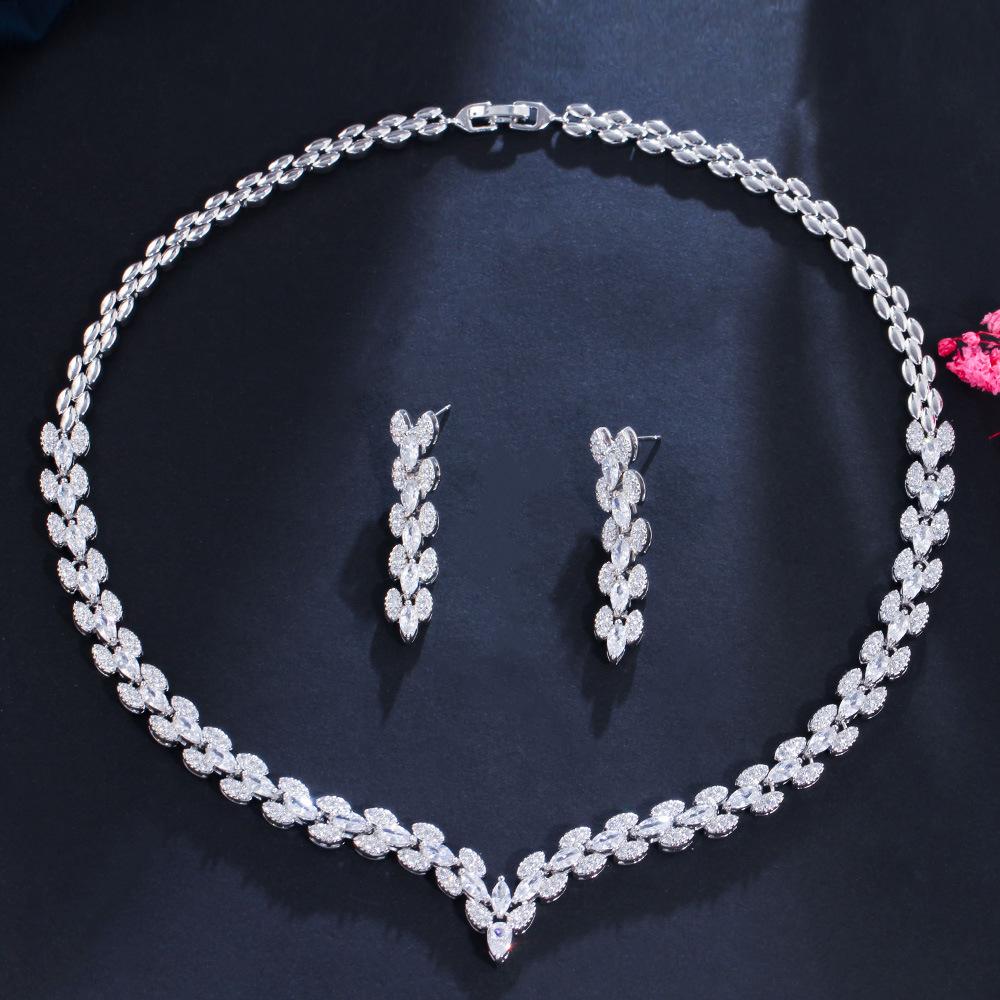 Модный классический набор ювелирных украшений, колье и серьги, свадебный набор колье с цепочкой