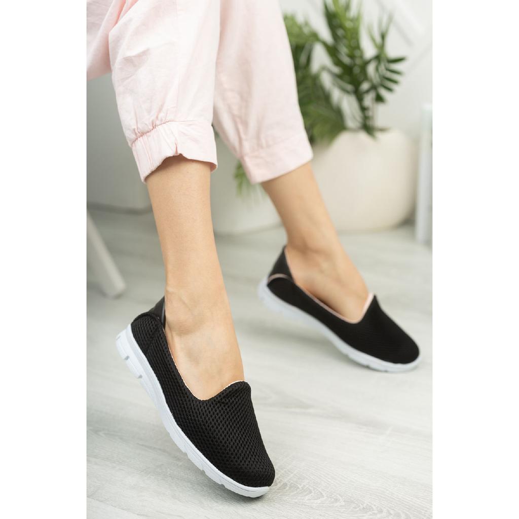 Women Sports Flat Shoes Light Orthopedic Base Mother Shoes