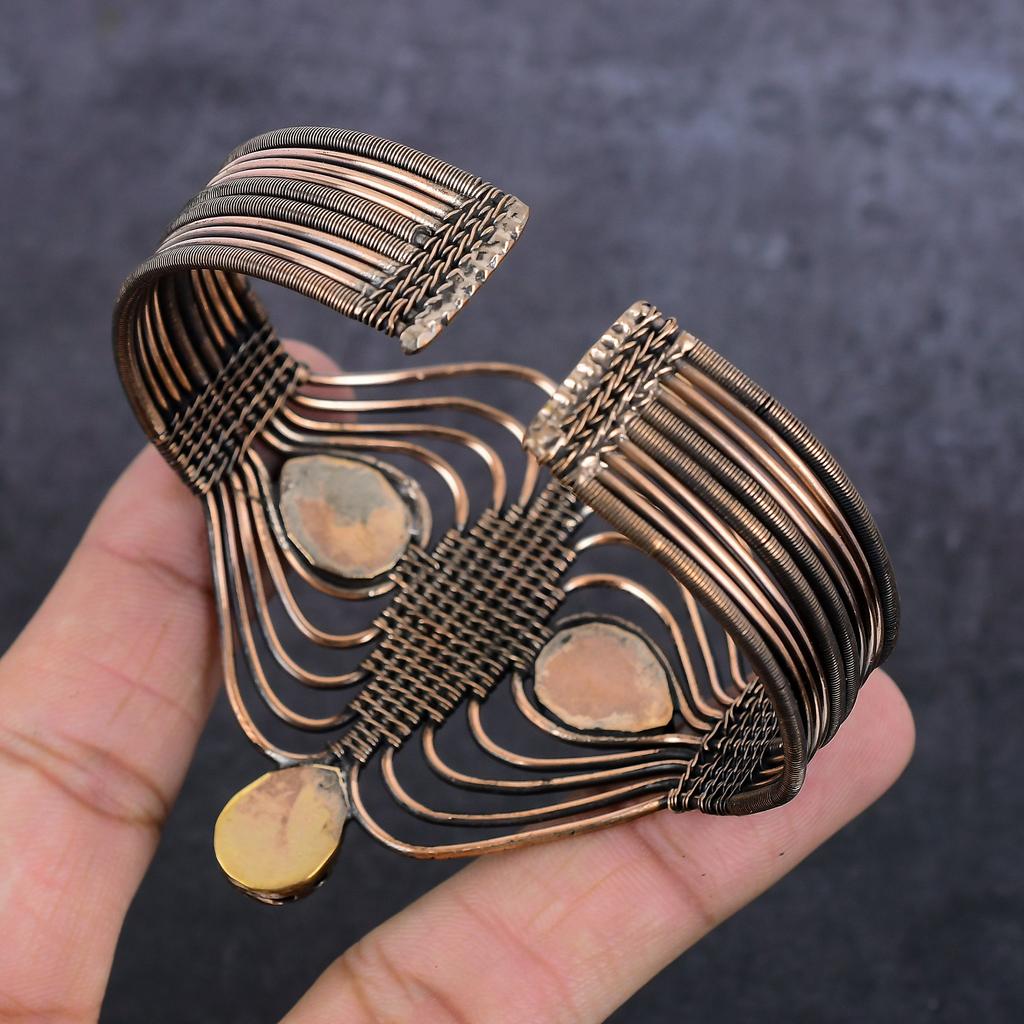 Браслет-манжета из медной проволоки с драгоценным камнем сердолик, регулируемый, t7a82