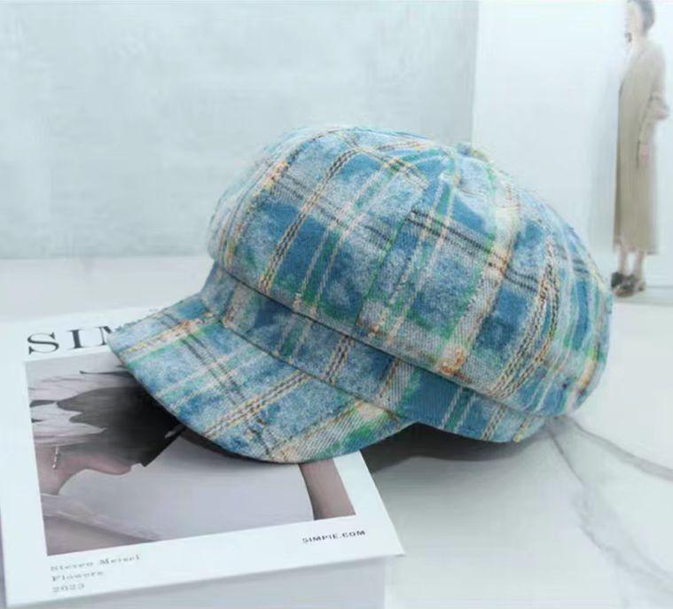 New smudged plaid forward octagonal hat children's winter retro literary and versatile cap showing face little beret