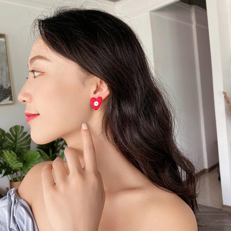 Серьги Сердечки и Маргаритки из серебра 925 пробы - Забавный дизайн с капельной масляной краской, серьги-пусеты в виде цветков и серьги-клипсы с подвесками