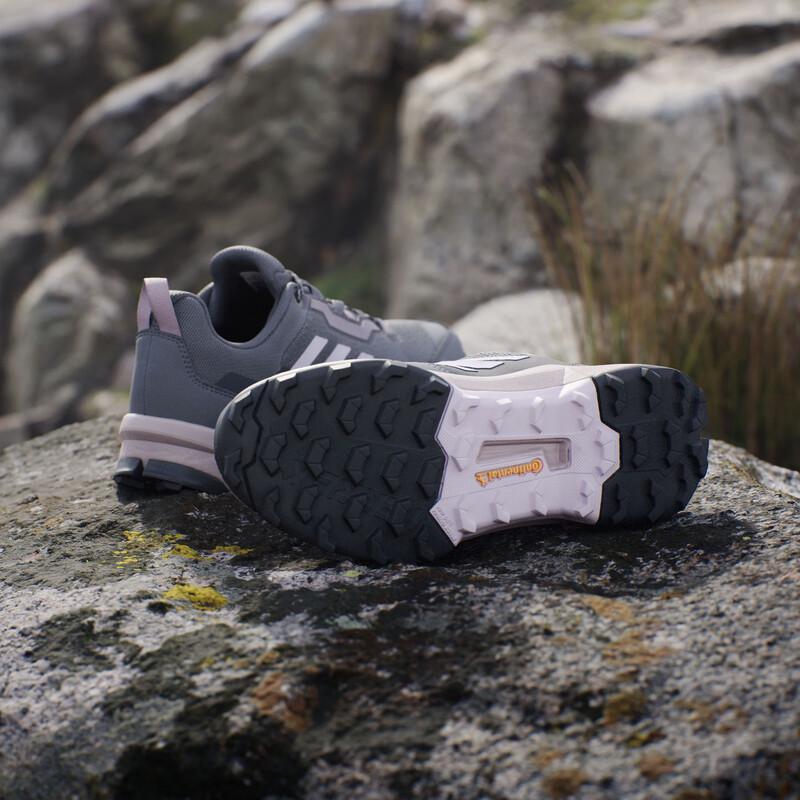 adidas Женские треккинговые ботинки TERREX AX4
