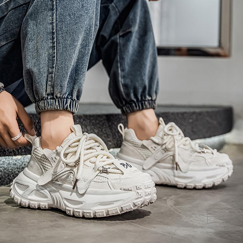 New Men's Fashion Casual Low Top Sports Shoes Students Thick Sole Comfortable Sneakers Boys Male Classic Breathable Basketball Shoes