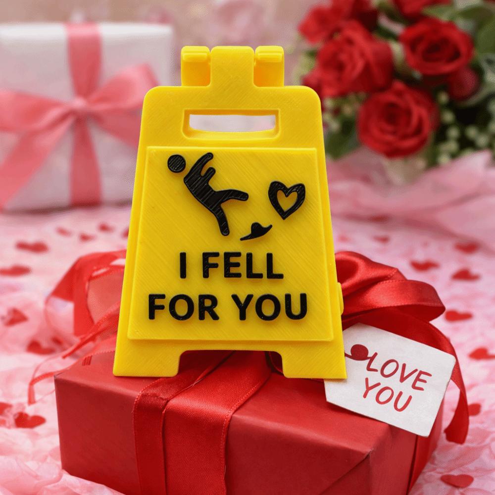 Interesting Design Falling In Love Signboard Mini Size Love Letter Romantic Sign Spouse Gift