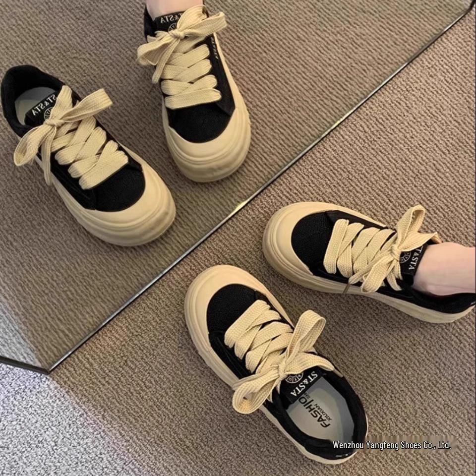 Женские немецкие тренировочные кроссовки 2025 года на толстой подошве: Новые Универсальные Черные Низкие, Нескользящие, Повседневные Скейт-Ботинки