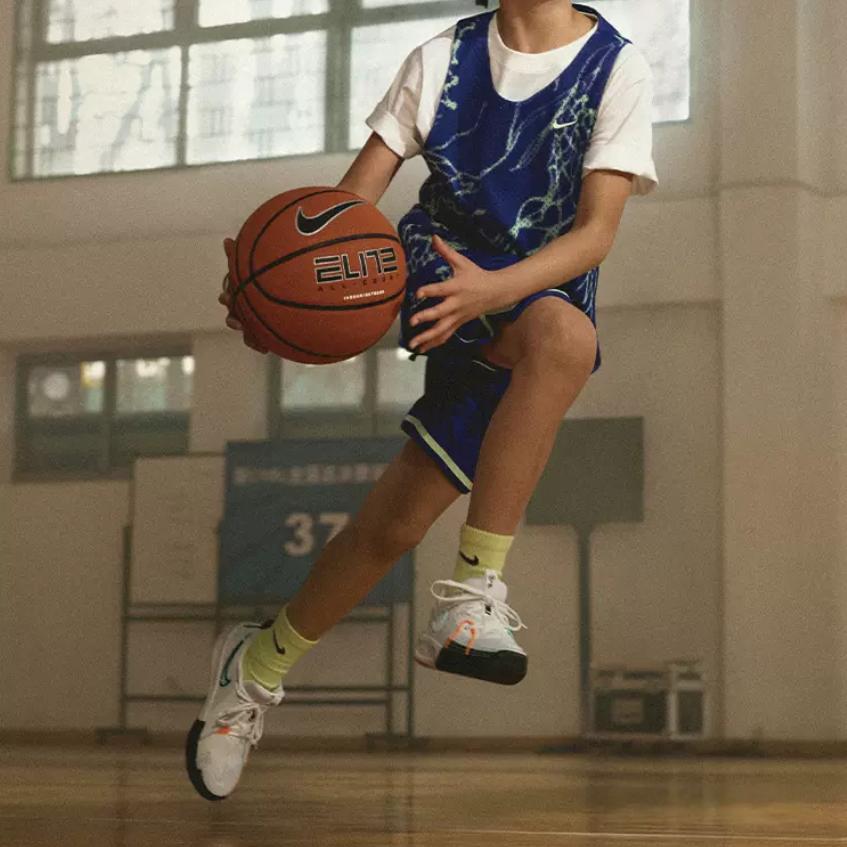 Nike Кроссовки детские GT Cut 3 GS CHBL белые Safety-Orange Copa HF5732-141