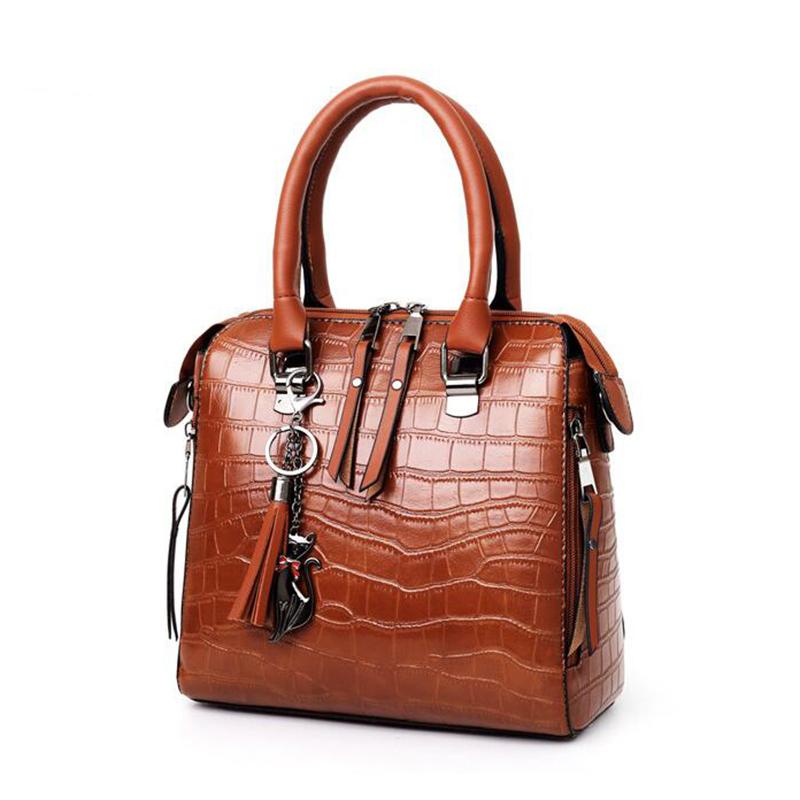 Роскошная женская сумка из крокодиловой кожи