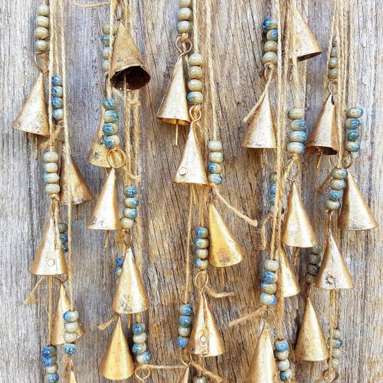 Bohemian Wind Chime Hanging Metal Harmony Cow Bell Cluster with Jute Rope Farmhouse Rustic Vintage Outdoor Garden Patio Wind Bell Decoration Ornament