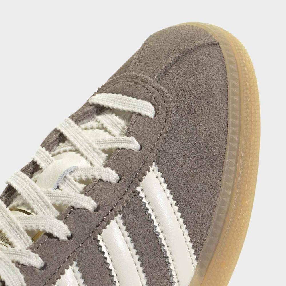 adidas Новые кроссовки [унисекс] Munich Shoes  Ih4208