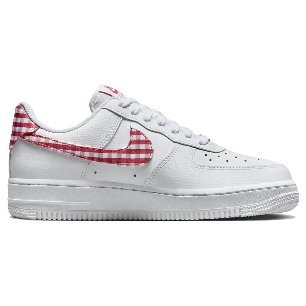 Nike Air Force 1 07 Essential Mystic Red Gingham Женские кроссовки Белые DZ2784-101