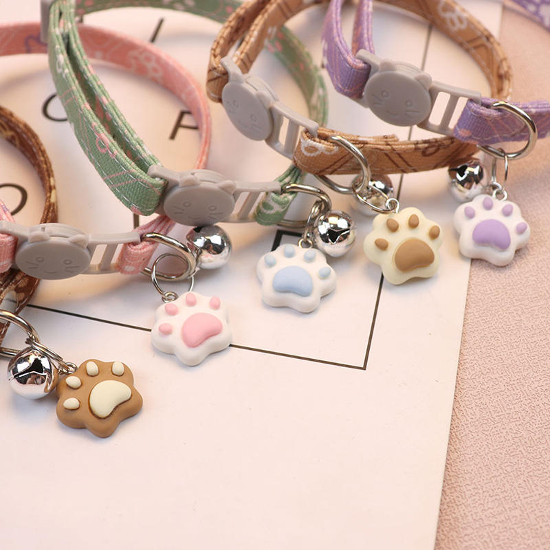 Милые и стильные кошачьи ошейники с регулируемой пряжкой и колокольчиком, ошейник для питомца, для маленьких и средних собак, высокое качество