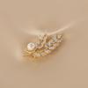Лист Брошь Женская Легкая Роскошная Нишевая Дизайнерская Чувство Изысканная Высококачественная Темпераментная Булавка Высококачественный Корсаж для Пальто