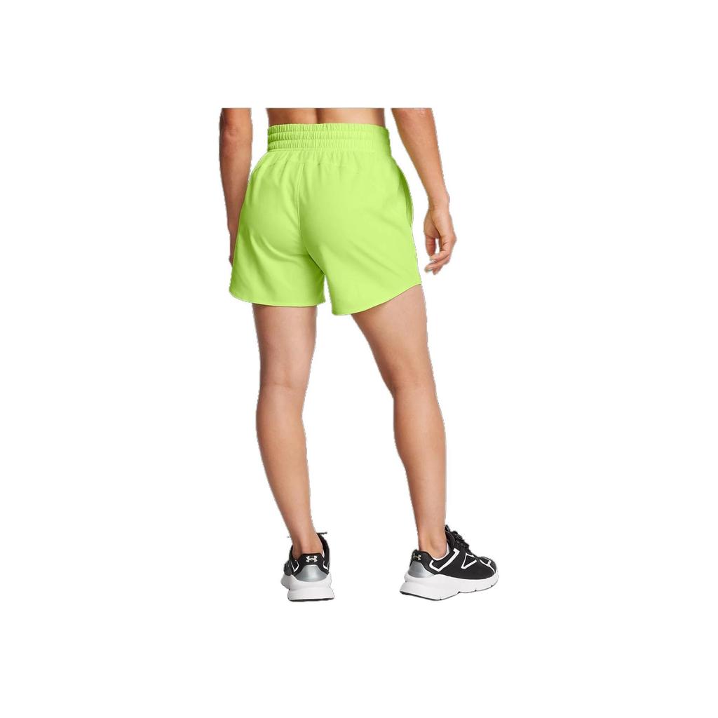 Under Armour Шорты Flex Solid Color Three Quarter Casual Shorts Women Shorts Light-Grass-Green 1376933-304