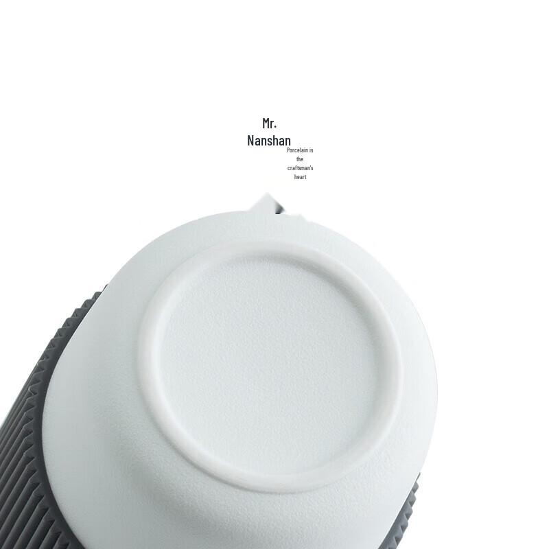 Керамическая кружка Nanshan с крышкой и соломинкой