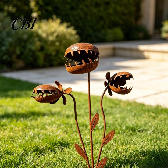 Outdoor Flower Bed Stake Carnivorous Plant Garden Stake, Metal Venus Flytrap Sculpture, Rusty Monstrous Ornament for Yard Lawn Landscape Accessory