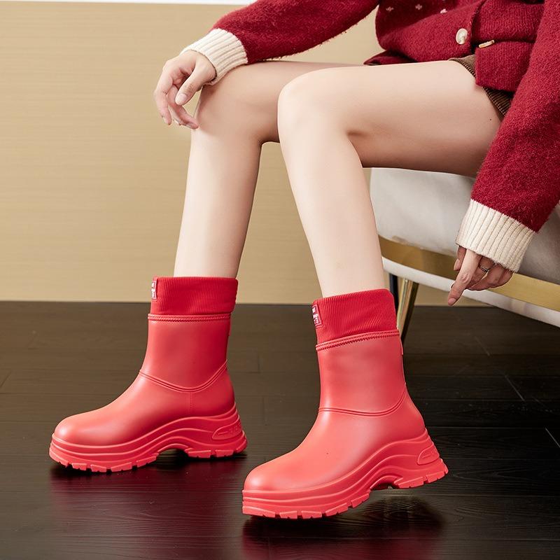 thick-soled women's fixed integrated cotton rain shoes winter tide shoes sports shoes waterproof shoes thermal cover rubber shoes work rain boots