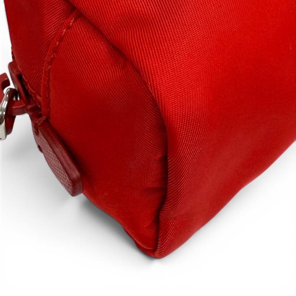 Pristine PRADA Re-Nylon Mini Pouch TriangleWith logo Nylon 1NE175 Used