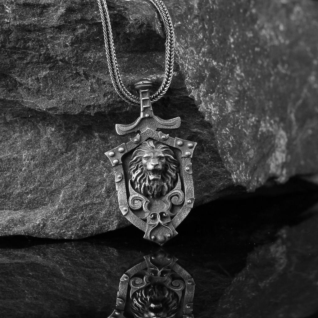 Warrior Lion Silver Necklace Leo Zodiac Pendant Sword Case Shape 925 Sterling Silver Fine Jewelry Men's Accessory Gift For Him Men Fashion