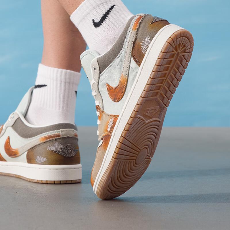Nike Мужские базовые баскетбольные кроссовки 2410