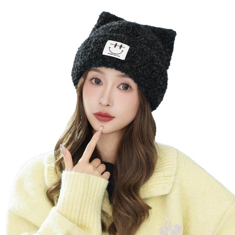 Autumn and Winter Hats Women's Cat Ears Cute Smiley Face Plush Thermal Hat Ear Protector Versatile Knitted Wool Hat