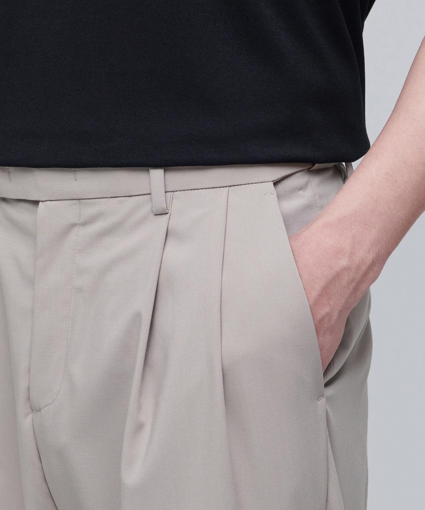MUSINSA STANDARD [Cooltandard] Real Wide Hidden Elastic Waist Slacks [Light Beige]