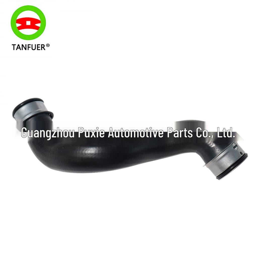 Резиновый патрубок радиатора правый для Mercedes E-Class W212 (Часть №. 2045011682)