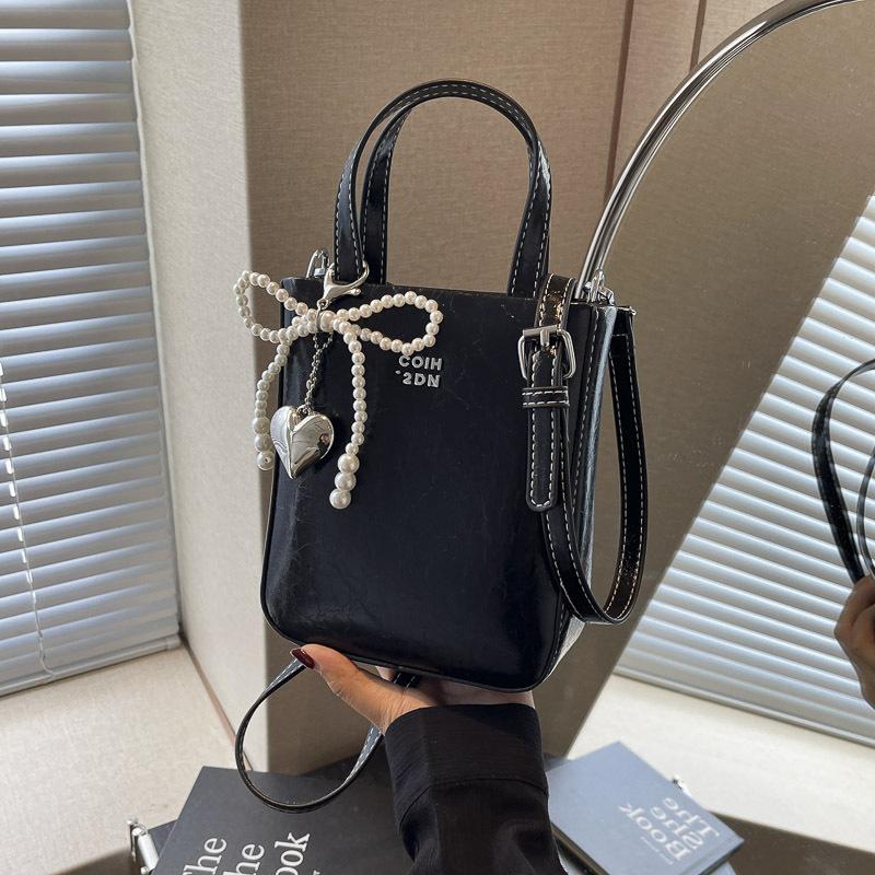 В этом году в тренде популярные повседневные сумки для женщин на осень и зиму 2024 года, новые модные сумки через плечо и переносные сумки-ведра