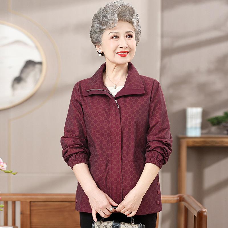 Весенняя тонкая куртка куртка женская сезонный короткий тренч пожилая женщина на одежде