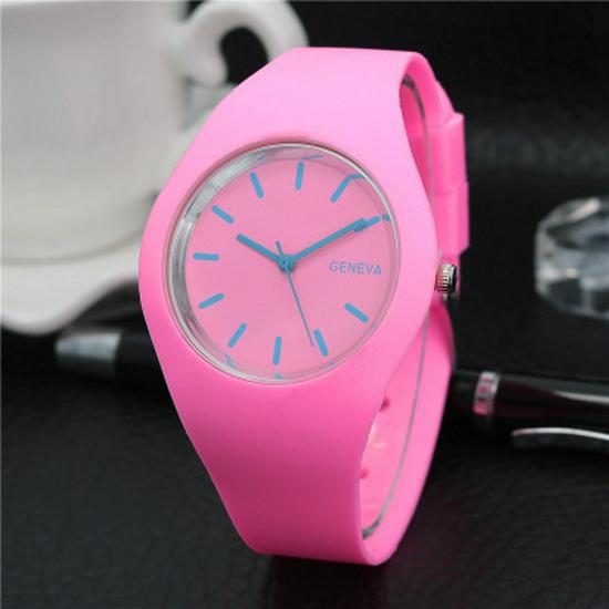 Geneva Silicone Watches: Fashionable Jelly Candy Colors, Ultra-Thin Quartz Design for Men and Women.