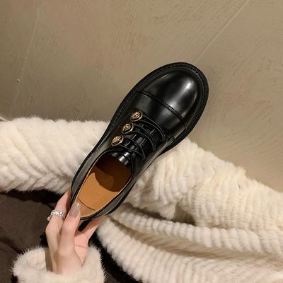 Мокасины, женские маленькие кожаные туфли в британском стиле на толстой подошве. Кожаные туфли на среднем толстом каблуке в стиле Хепберн с маленькой золотой пряжкой.