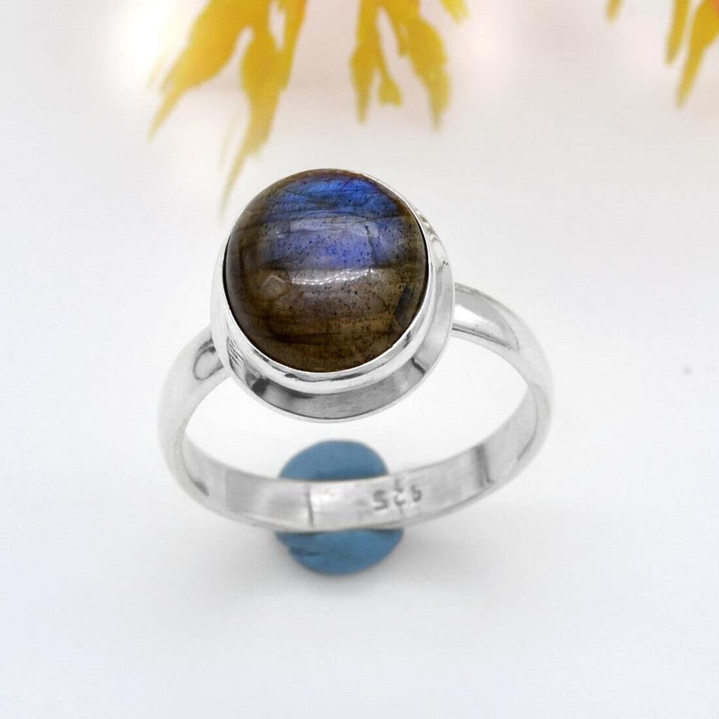 Labradorite Ring, Handmade Ring, Stackable Ring, Oval Ring, Statement Ring, Birthstone Ring, 925 Silver Ring