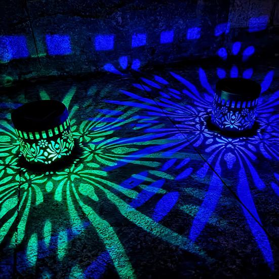 Солнечные фонари для улицы, декоративные садовые светильники на солнечных батареях с интеллектуальным датчиком, водонепроницаемые, металлические, с полым узором, для палубы, ступеней, стен