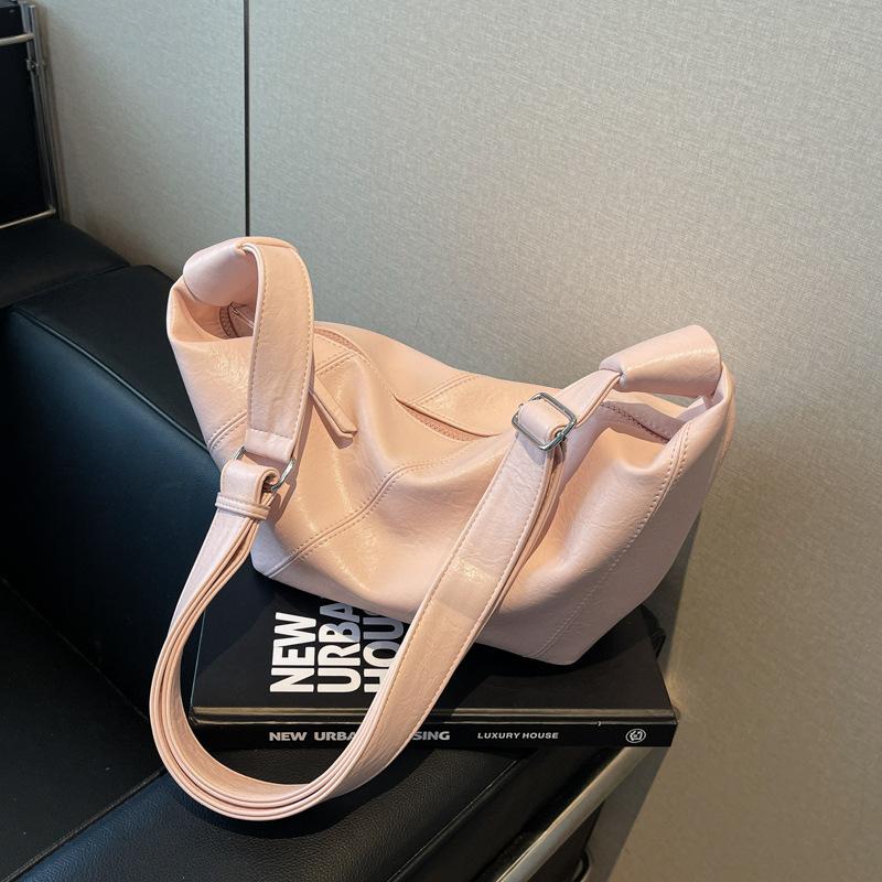 Сумка премиум-текстуры женская большой вместимости 2025 новая модная нишевая дизайнерская сумка-мессенджер дорожная сумка-седло сумка-пельмень