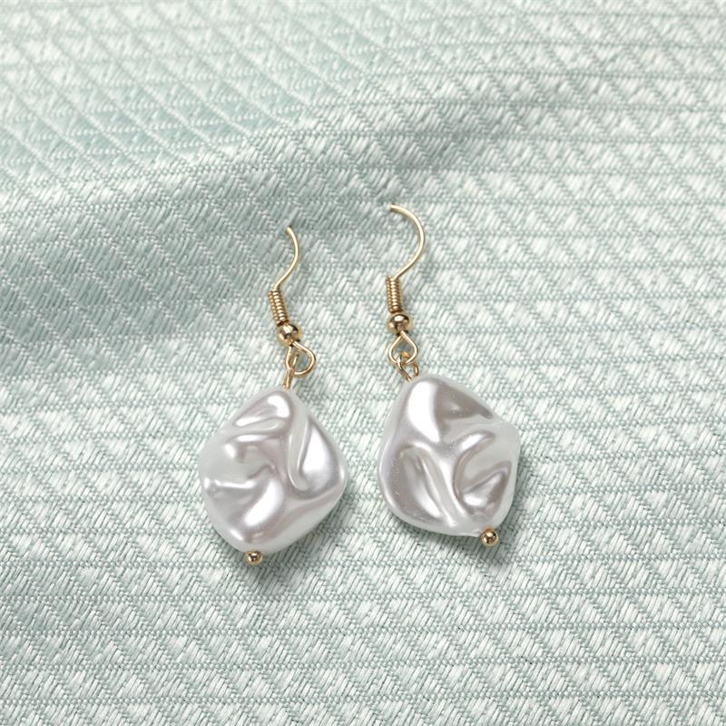 Барочное жемчужное ожерелье для женщин, простое ожерелье из бусин неправильной формы, ниша, французская цепочка на шею, цепочка на ключицу.