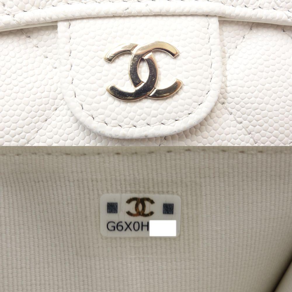 Подержанный маленький кошелек-трифолд CHANEL Classic Flap Matelasse из кожи икры AP0230 /083640