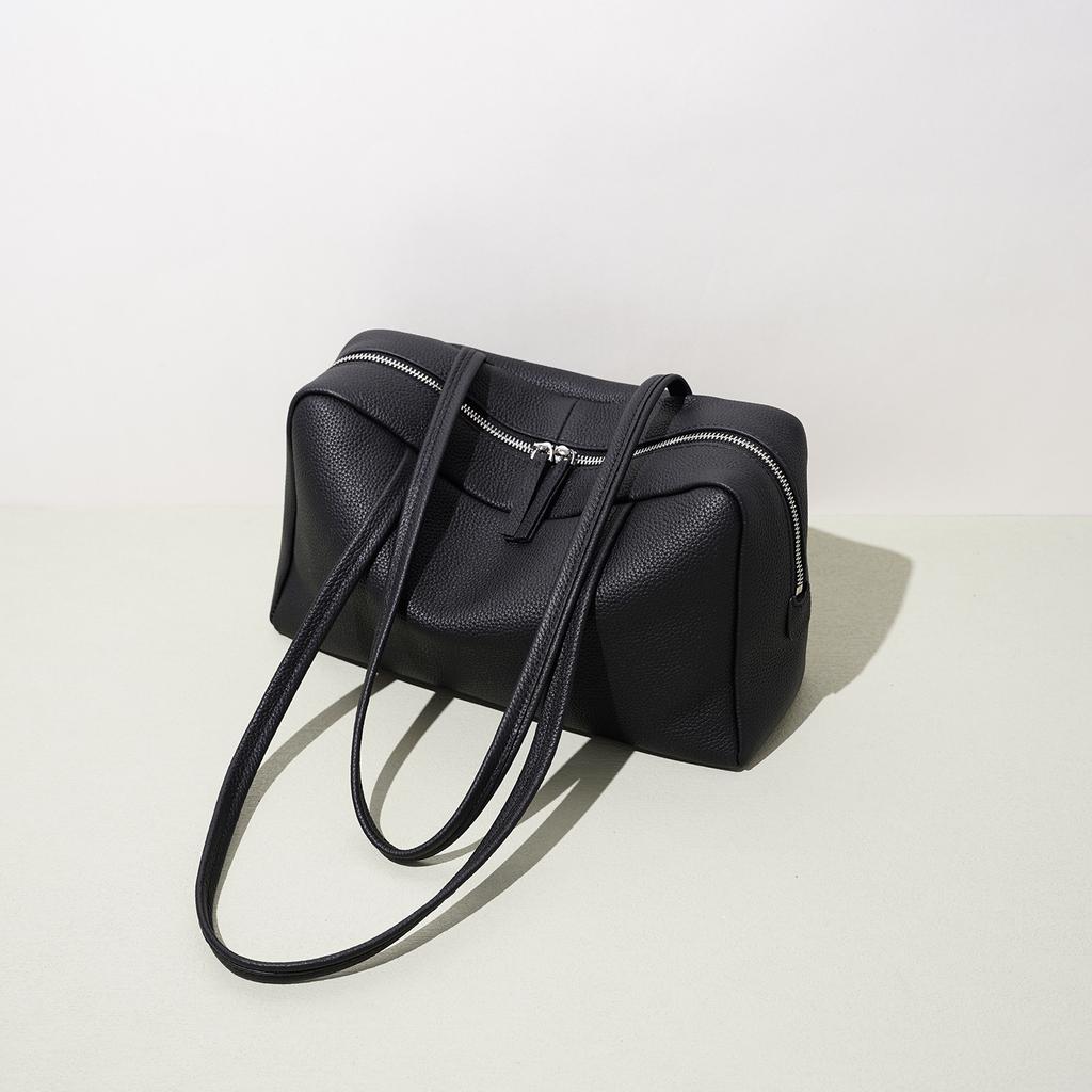 New luxury shoulder bag, high-end elegant bowling bag for women, everyday underarm bag, large-capacity handbag