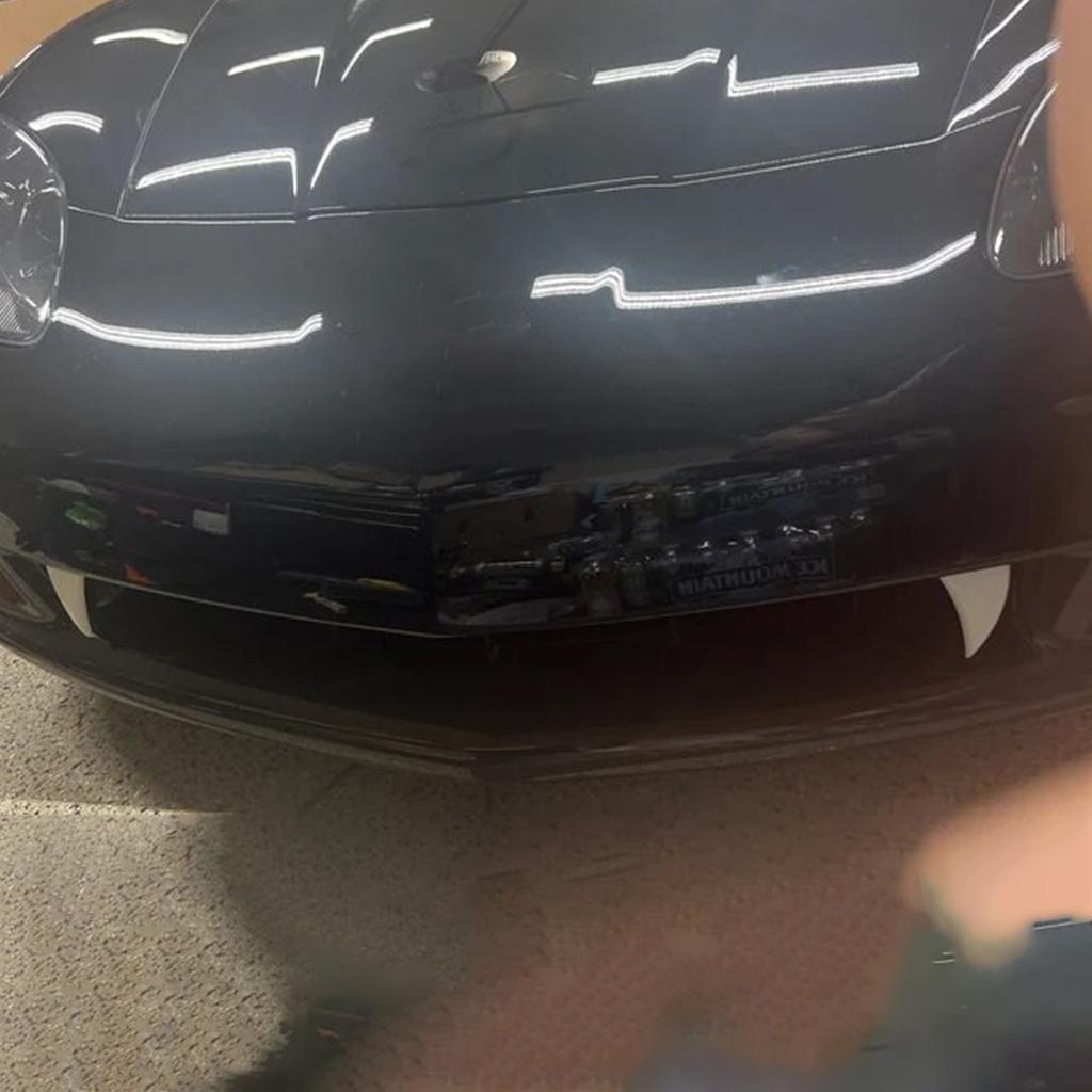 Универсальные автомобильные зубы / клыки на бампер / украшение для автомобиля на Хэллоуин