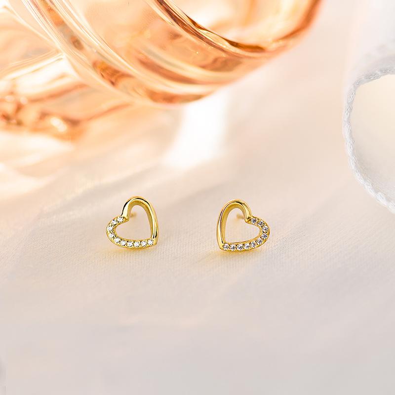 Серьги Love с бриллиантовой инкрустацией Изысканный темперамент Легкая роскошь Высокое качество Ощущение уникальности Маленькое сердце