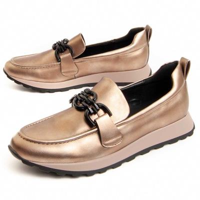 Женская обувь – Кроссовки