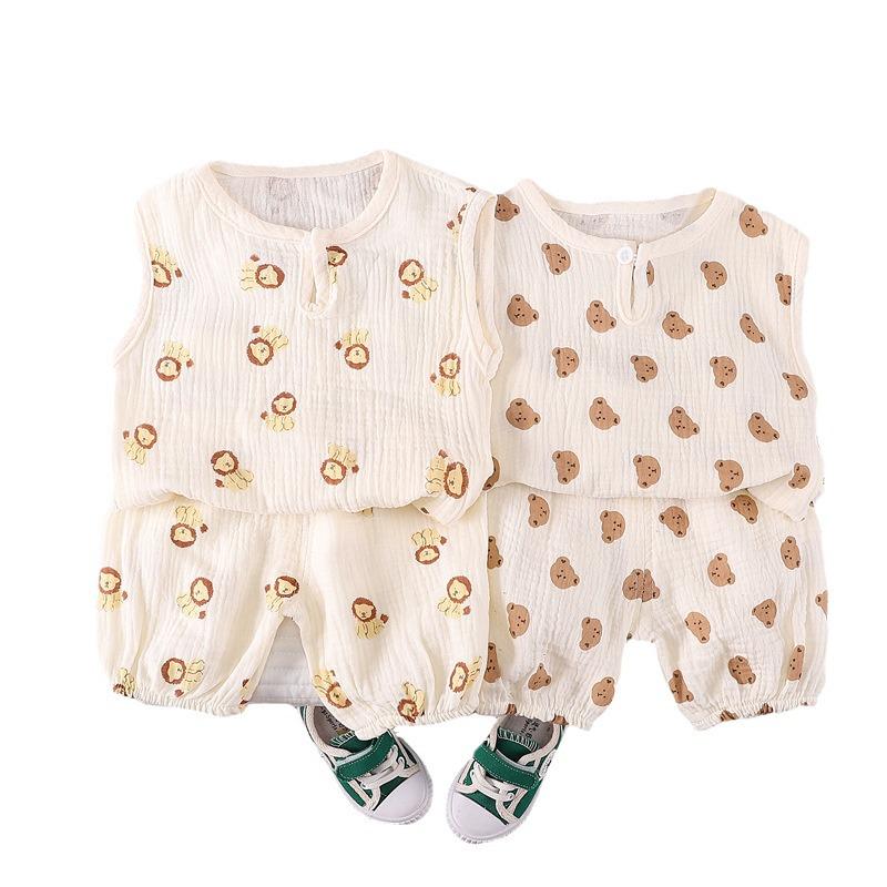 Летний детский хлопковый марлевый комплект из двух предметов с коротким рукавом: Легкий и дышащий для мальчиков и девочек