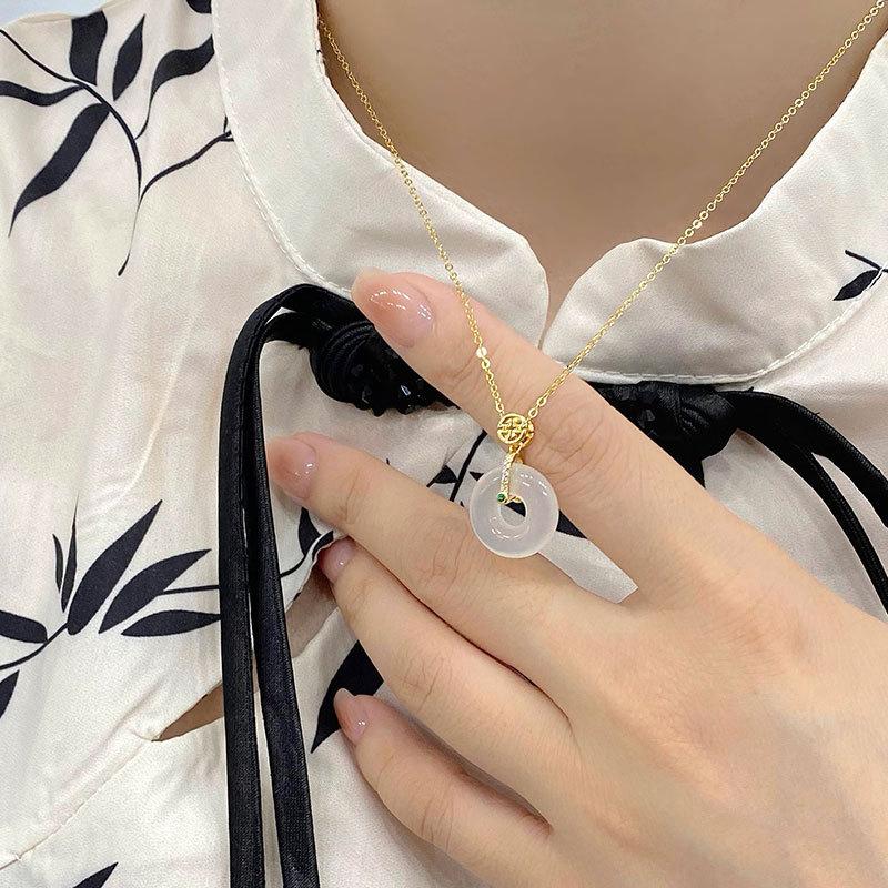 Ожерелье Ice Transparent White Jade Marrow с безопасной пряжкой, цепочка на ключицу с зеленым бриллиантом, новый китайский чеонгсам