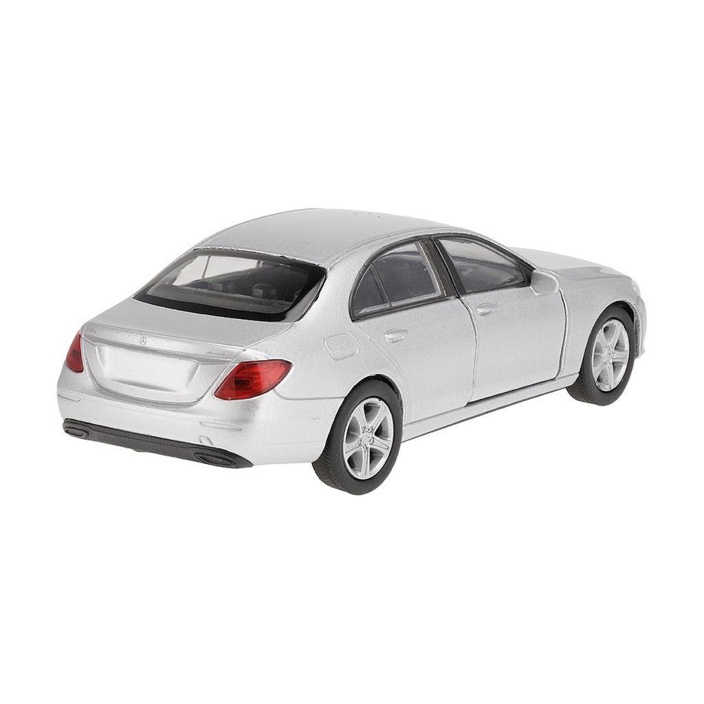 Model 1:34, Mercedes-Benz E-Class 2016, srebrny