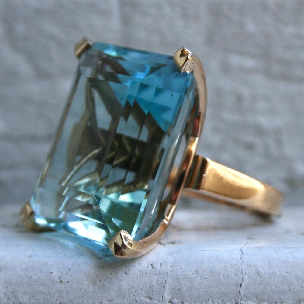 Stunning Blue Topaz Ring Princess Square Cut Statement Bridal Jewelry for Women Fashion Accessories